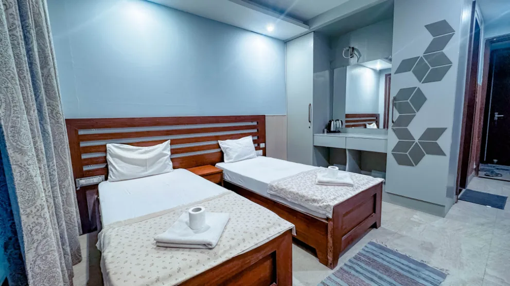 2 Shared Room
