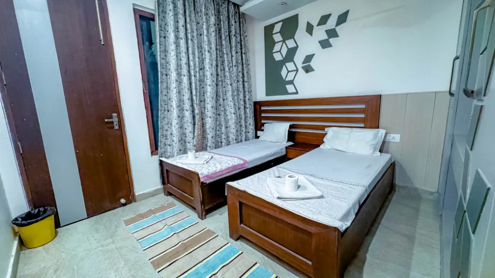 2 Shared Room